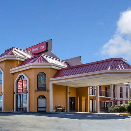 Econo Lodge Хендерсонвилл Экстерьер фото