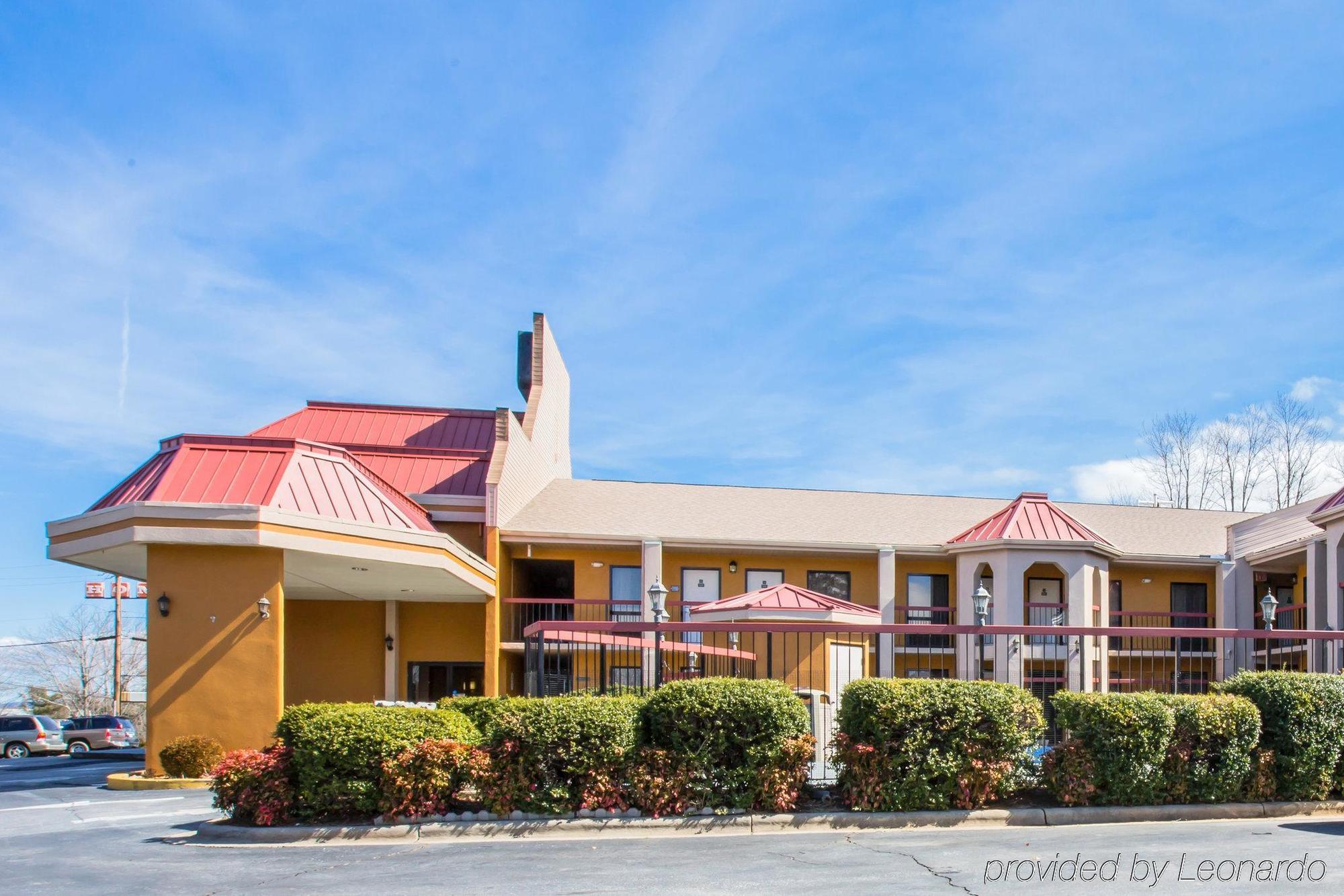 Econo Lodge Хендерсонвилл Экстерьер фото